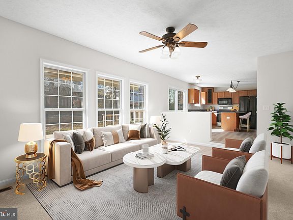5th image of 10104 Chesney Dr