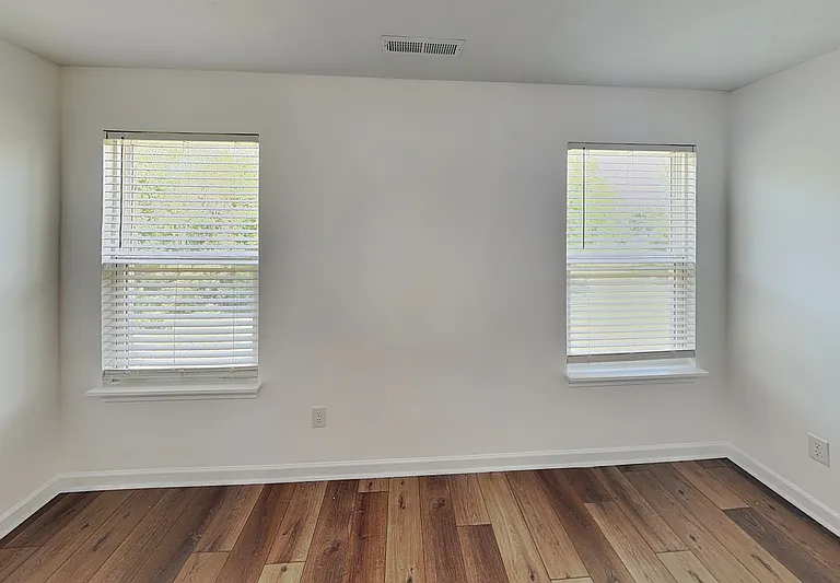 10506 Broadford St — Photo 12