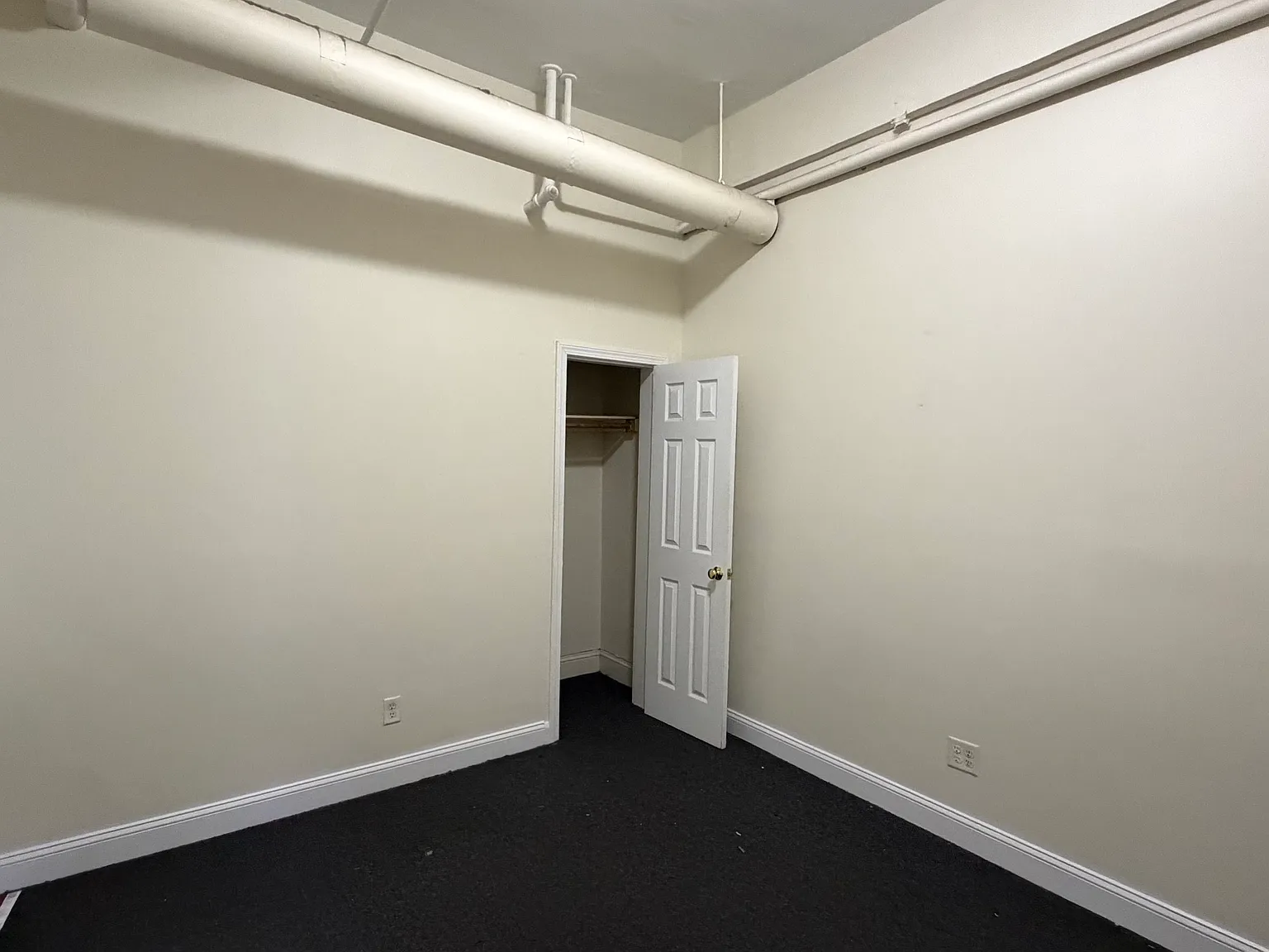 2 bed, 800 sqft, $2,650 — Photo 4