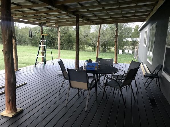 213 River Front Dr