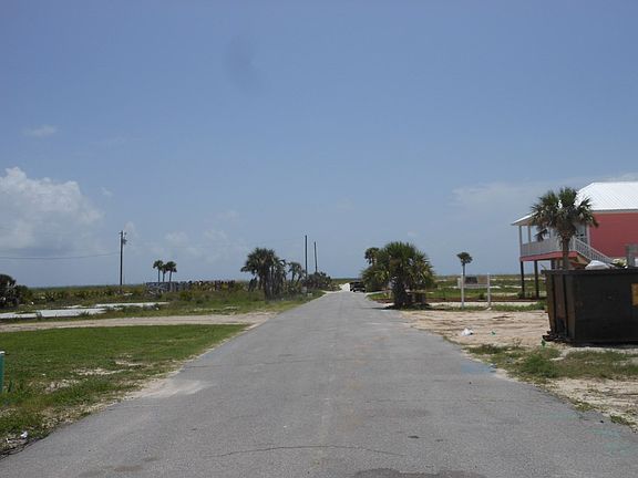 5th image of 119 S 40th St