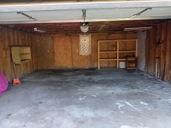 4th image of 17168 Holly Shores Dr