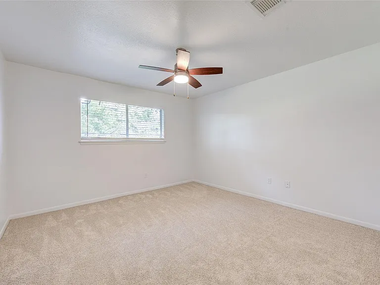 22323 Indian Ridge Dr — Photo 13