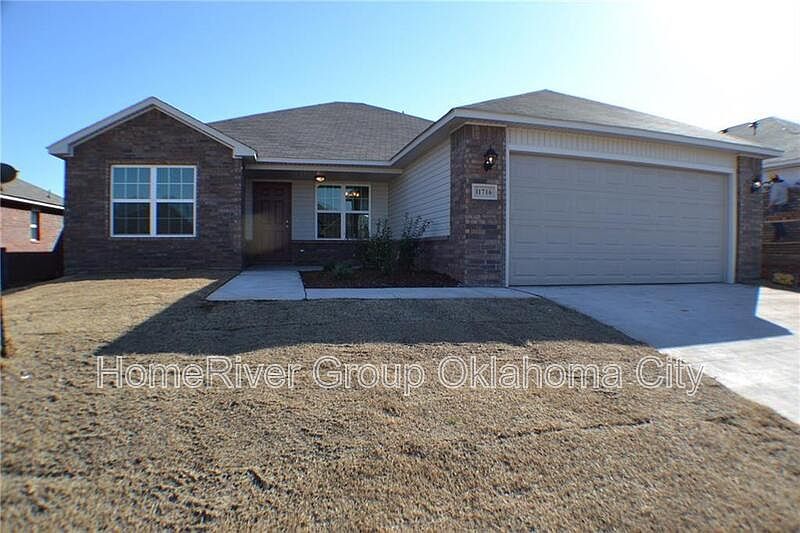 2nd image of 11716 NW 135th Ter