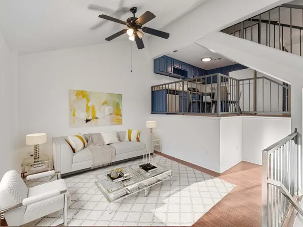 248 E Washington Blvd APT 4, Pasadena, CA 91104