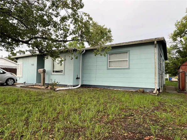 7555 15th St N, Saint Petersburg, FL 33702