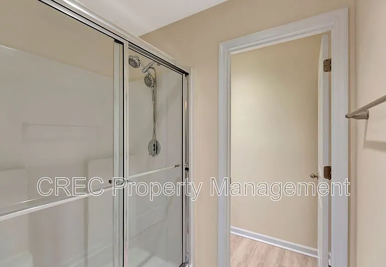 140 Buchanan Cir — Photo 20