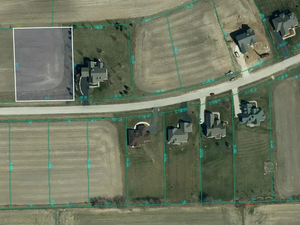 2620 Newbury Ln, Caledonia, IL 61011