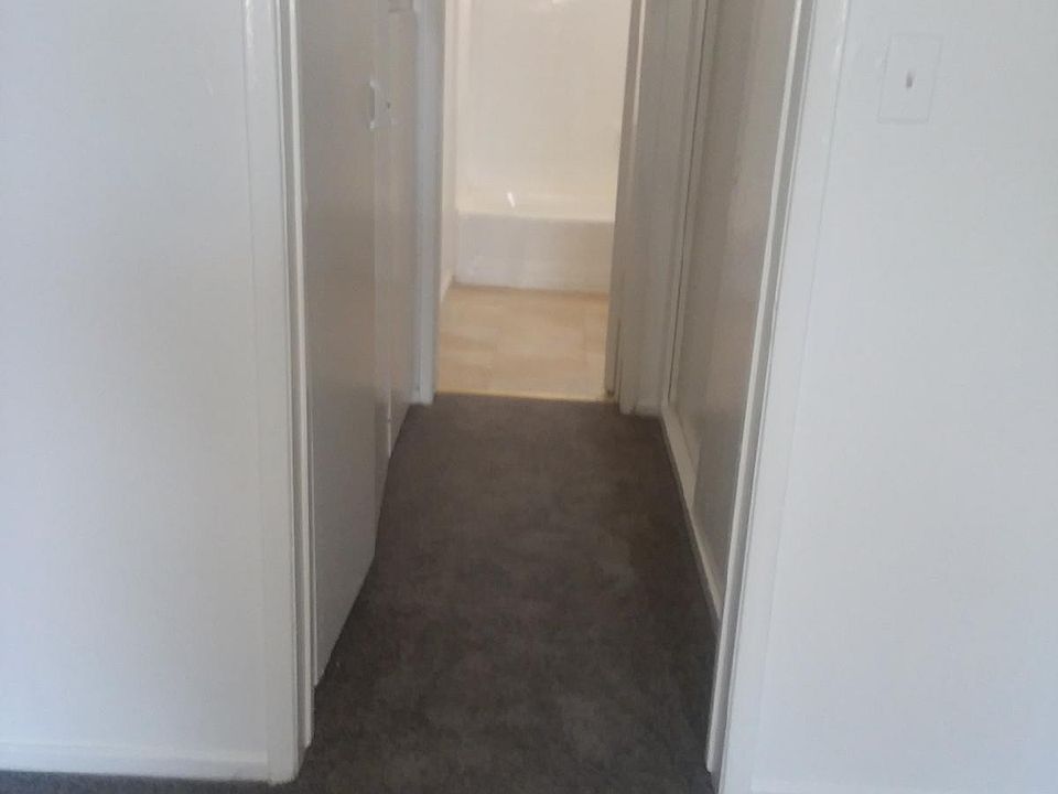 1st image of 919 S Prairie Ave APT 44