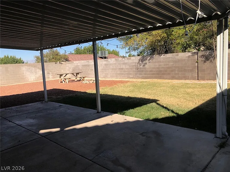 916 Clubview Dr — Photo 41