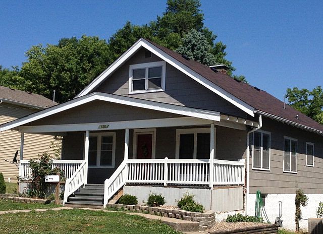 2nd image of 820 Clark Ave