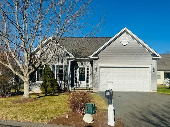 39 Grand Boulevard #39, Ellington, CT 06029