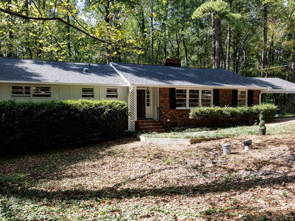 4833 Brookhaven Dr, Raleigh, NC 27612