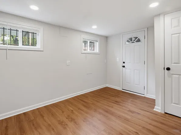 1711 Girard St NE, Washington, DC 20018