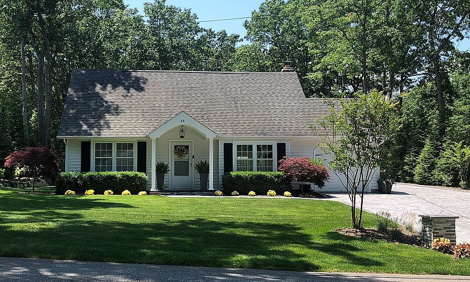 1st image of 68 Pinehurst Blvd