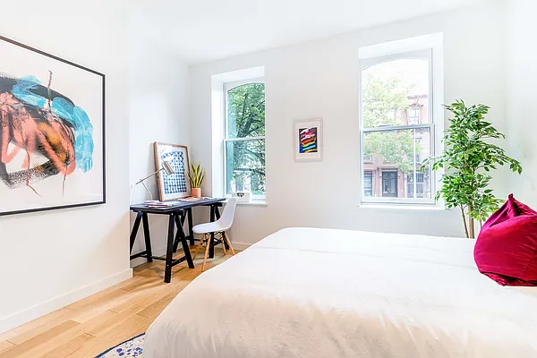 Rented by Bold New York | media 34