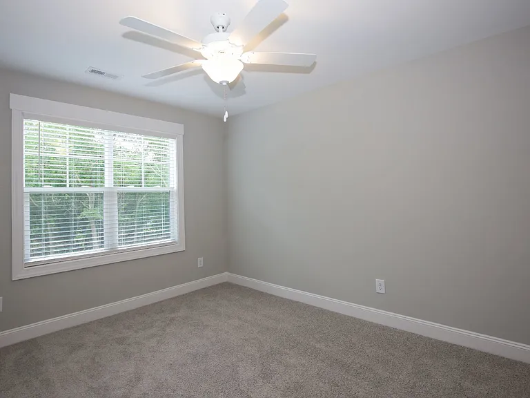 1021 Juniper Lake Rd — Photo 31
