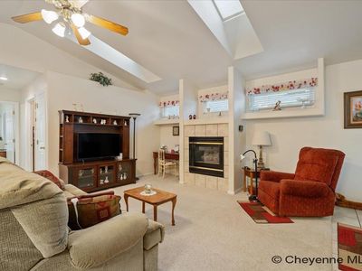 4605 E 13th St, Cheyenne, WY, 82001