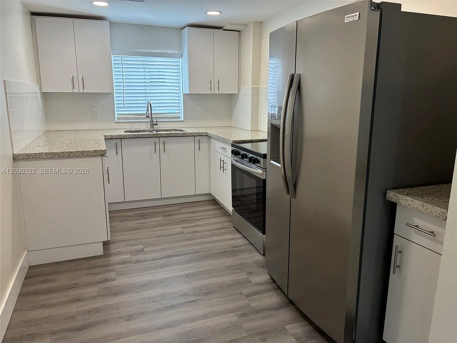 South Bay Estates — Photo 2