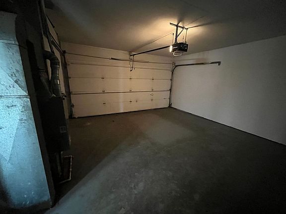 4th image of 612 Clara Dr
