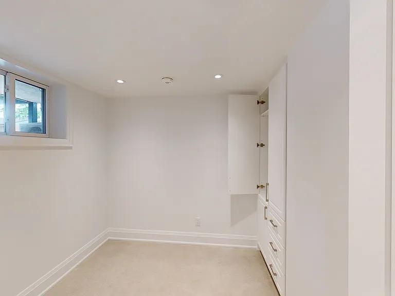 47 Dewson St #4 — Photo 18