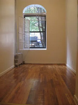 Rented by Tower Brokerage | media 45