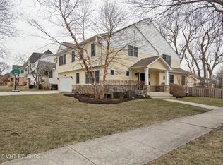 492 W Montrose Ave, Elmhurst, IL