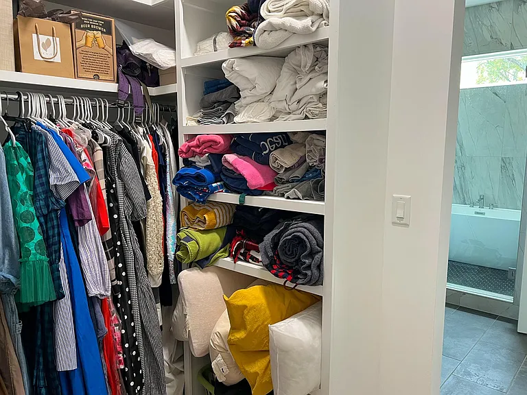 Closet attached to first master