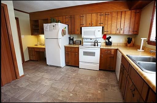 4th image of 14 17th St