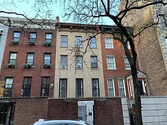 331 East 65th Street in Lenox Hill