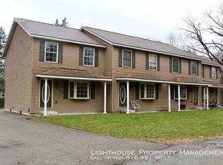 533 Thomas St, Plainwell, MI 49080