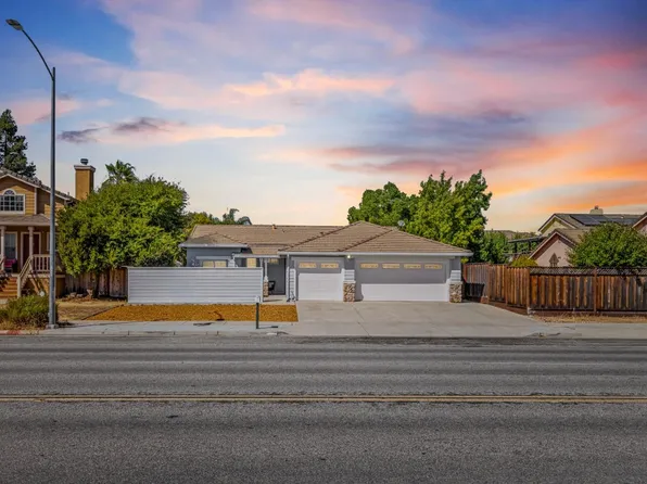 783 Mantelli Dr, Gilroy, CA 95020