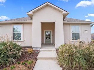 417 Lakeshore Vlg E, Slidell, LA 70461