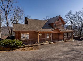 122 Overlook Way, Blue Ridge, GA 30513