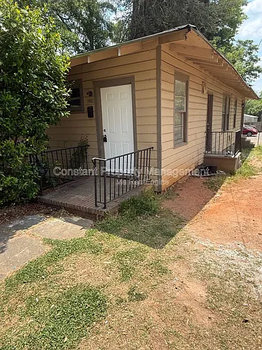 614 W Poplar St Photo 1