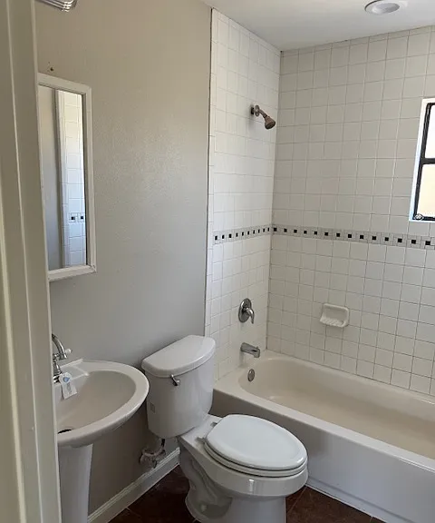 Southmore Commons — Photo 16
