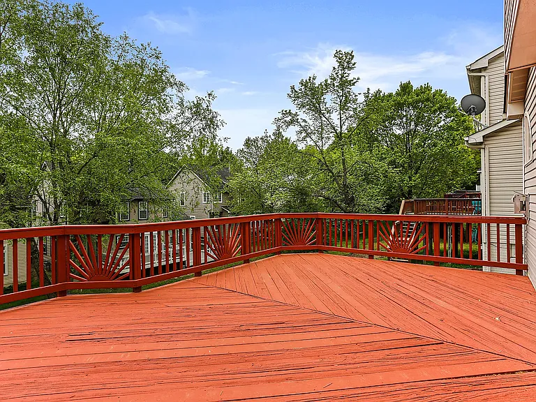 10209 Juniper Dr — Photo 15
