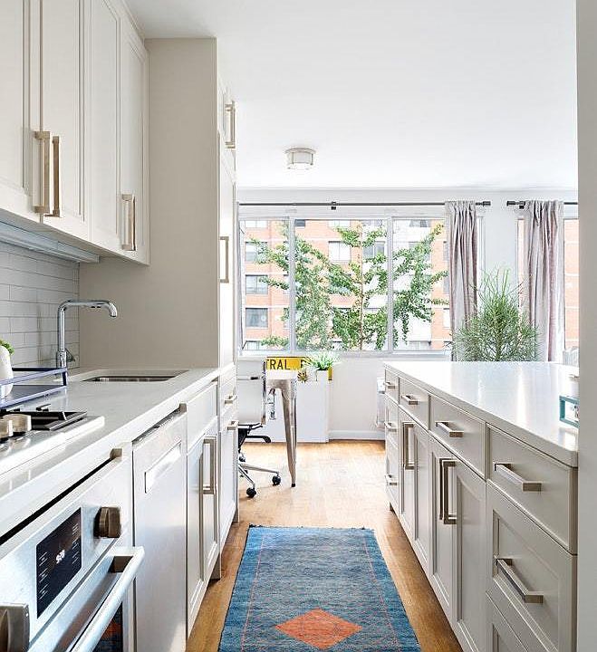 1st image of 95 W 95th St APT 3A