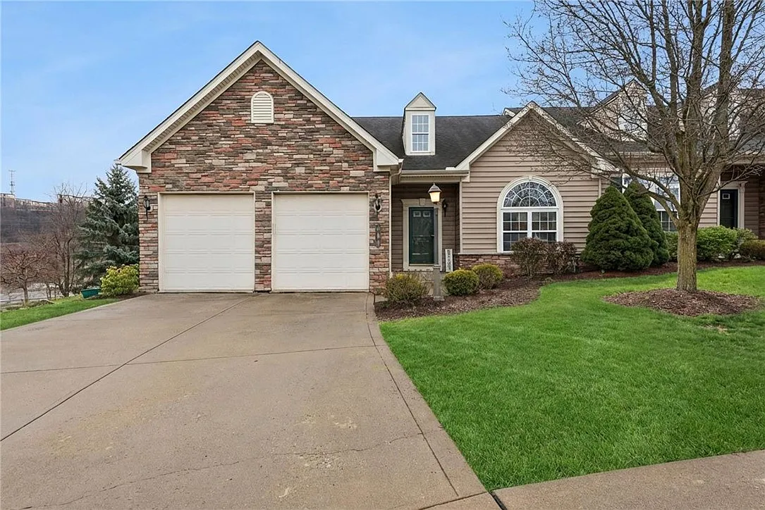 504 Azalea Ln photo 1