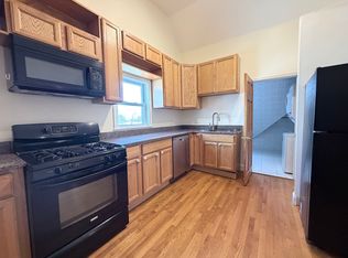 30 Hume Ave Floor 3, Medford, MA 02155
