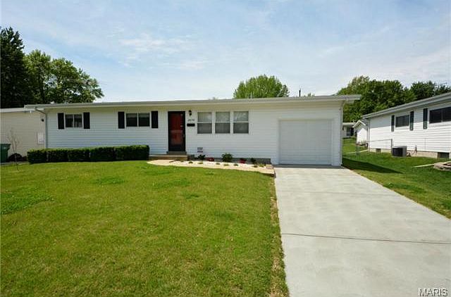 1st image of 2670 Mockingbird Ln