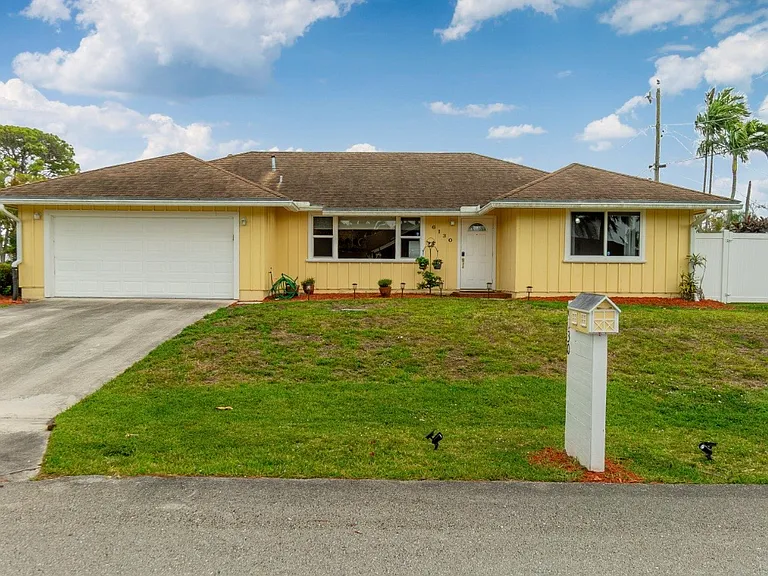 6130 Francis St — Photo 17