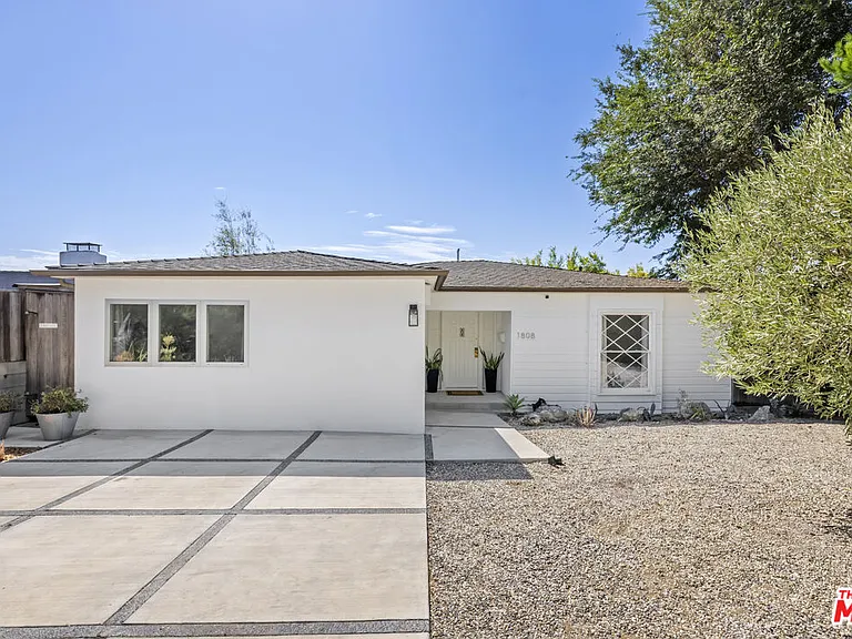 1808 Navy St — Photo 18