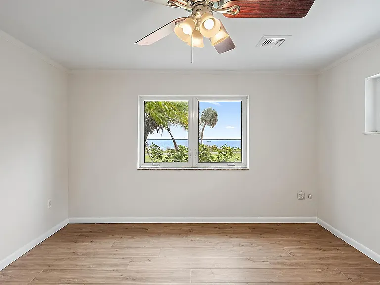6205 S Indian River Dr — Photo 17