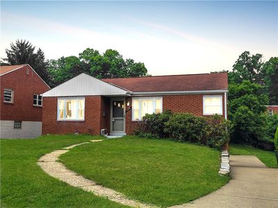 1072 Thornwood Dr, Pittsburgh, PA, 15234