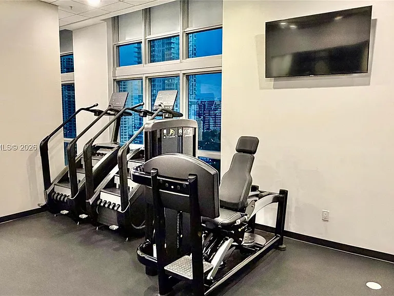 300 S Biscayne Blvd #T-3702 — Photo 47