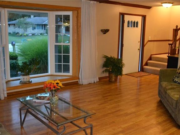5th image of 2871 Dorset Dr