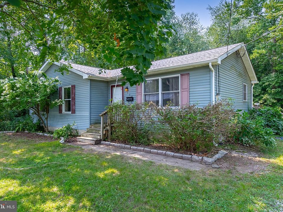 1st image of 328 Garden Ave