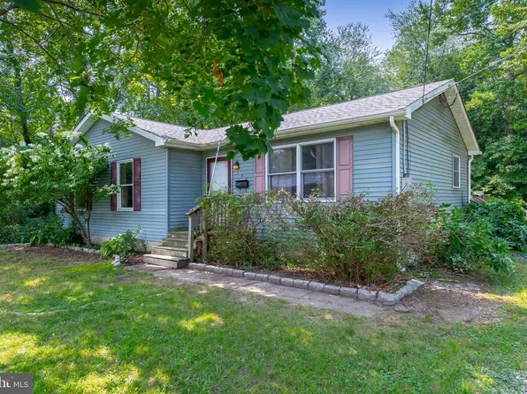 328 Garden Ave, Clayton, NJ 08312
