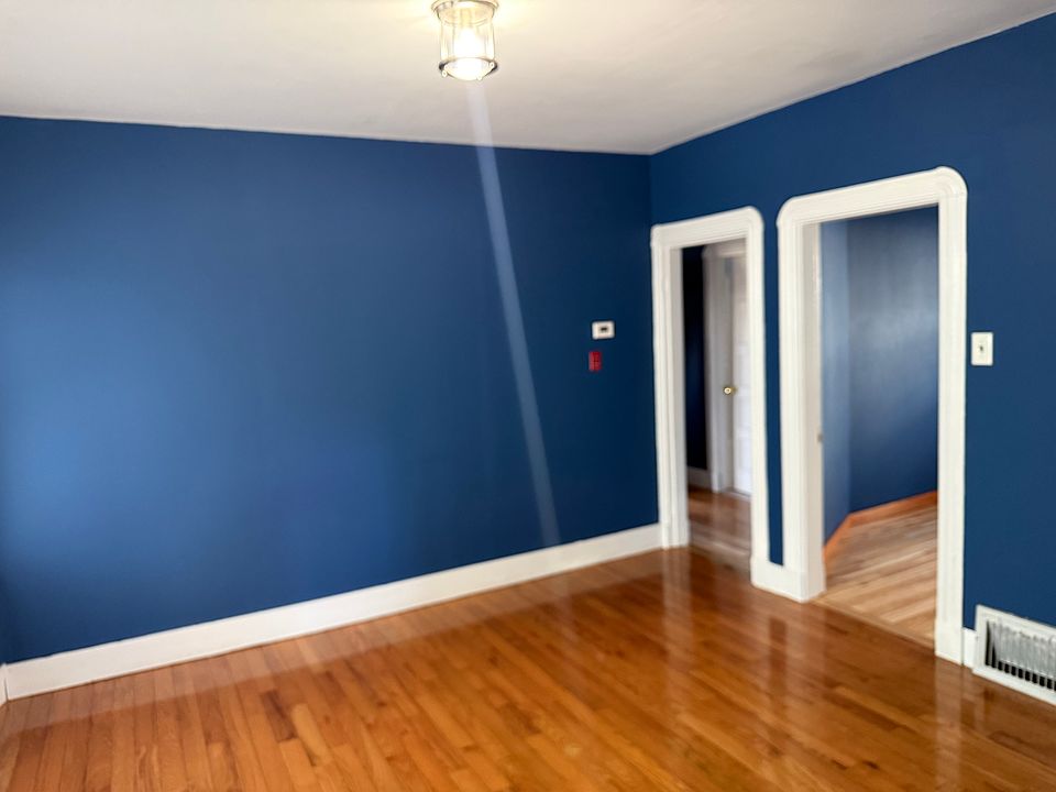 2nd image of 15 Acorn St APT 1